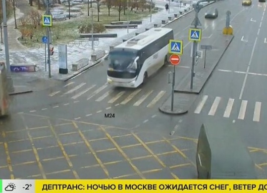Дептранс ожидает плотное движение у Рижского рынка у цветочных ларьков 7 марта